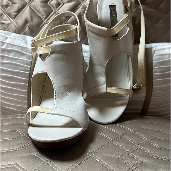 BCBG heel cream 9 1/2 - Picture 1 of 4